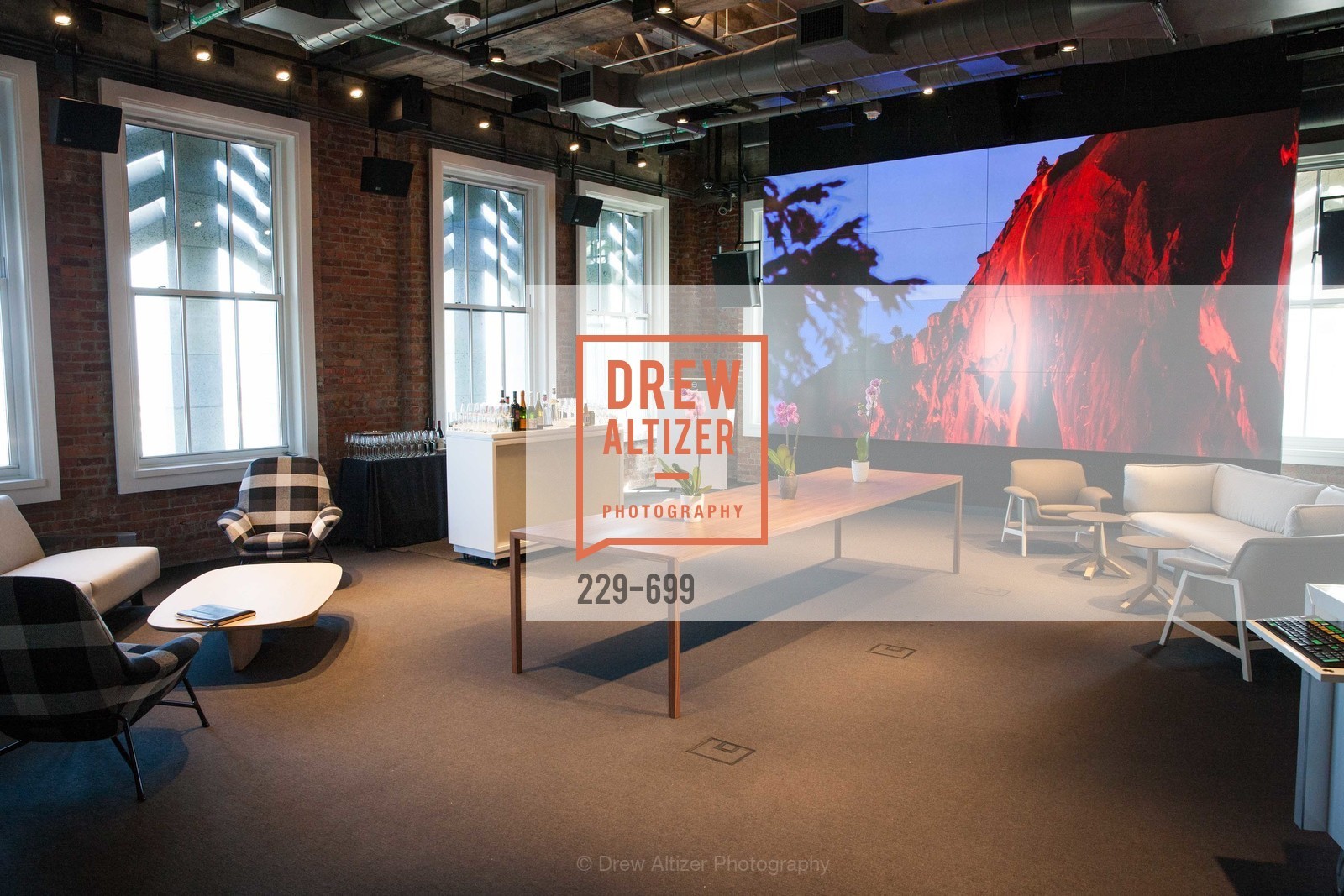 Atmosphere, BLOOMBERG Office Opening, US, May 7th, 2015,Drew Altizer, Drew Altizer Photography, full-service agency, private events, San Francisco photographer, photographer california