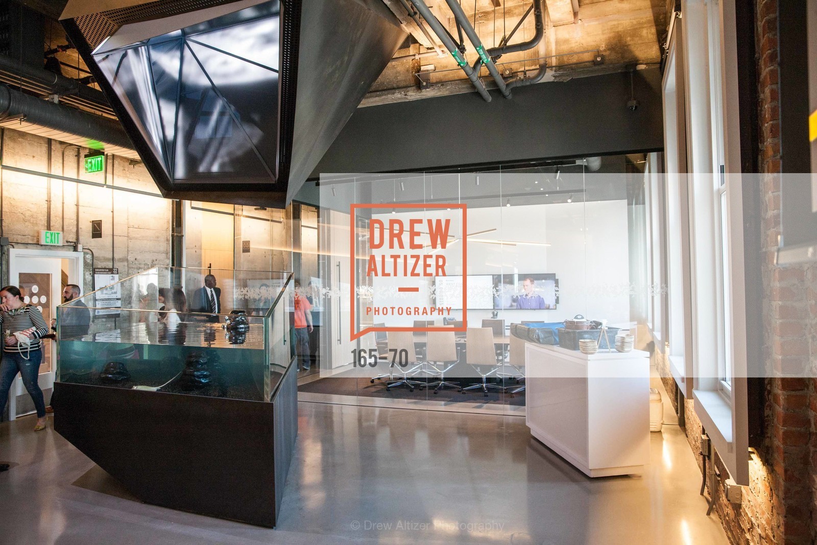 Extras, Bloomberg Tech Hosts New San Francisco Office Opening Party, May 6th, 2015, Photo,Drew Altizer, Drew Altizer Photography, full-service event agency, private events, San Francisco photographer, photographer California
