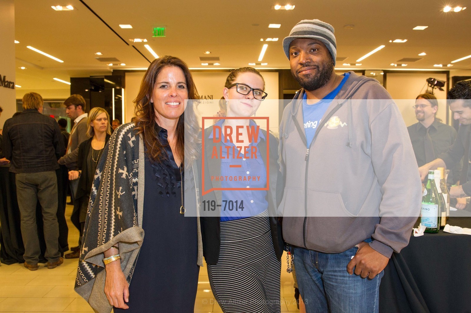 Leslie Leona, Dani Bicknell, Mateo Fowler, GEEK 2 CHIC: San Francisco, US, May 15th, 2013, Photo #119-7014 Leslie Leona, Dani Bicknell, Mateo Fowler, Photo #119-7014