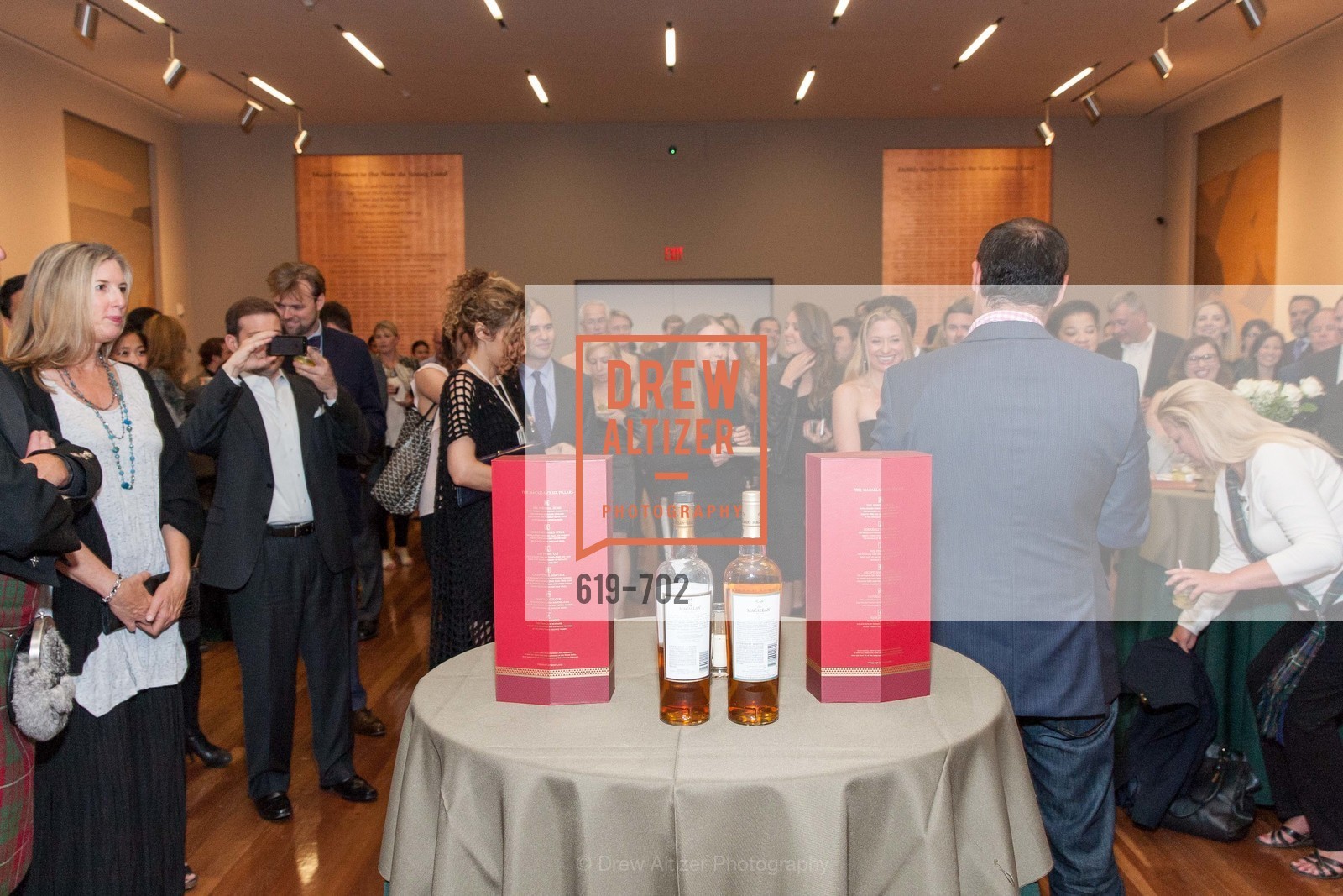 Atmosphere, ARTPOINT: Masterpieces from the National Galleries of Scotland and Scotch Tastings, US, May 8th, 2015,Drew Altizer, Drew Altizer Photography, full-service agency, private events, San Francisco photographer, photographer california