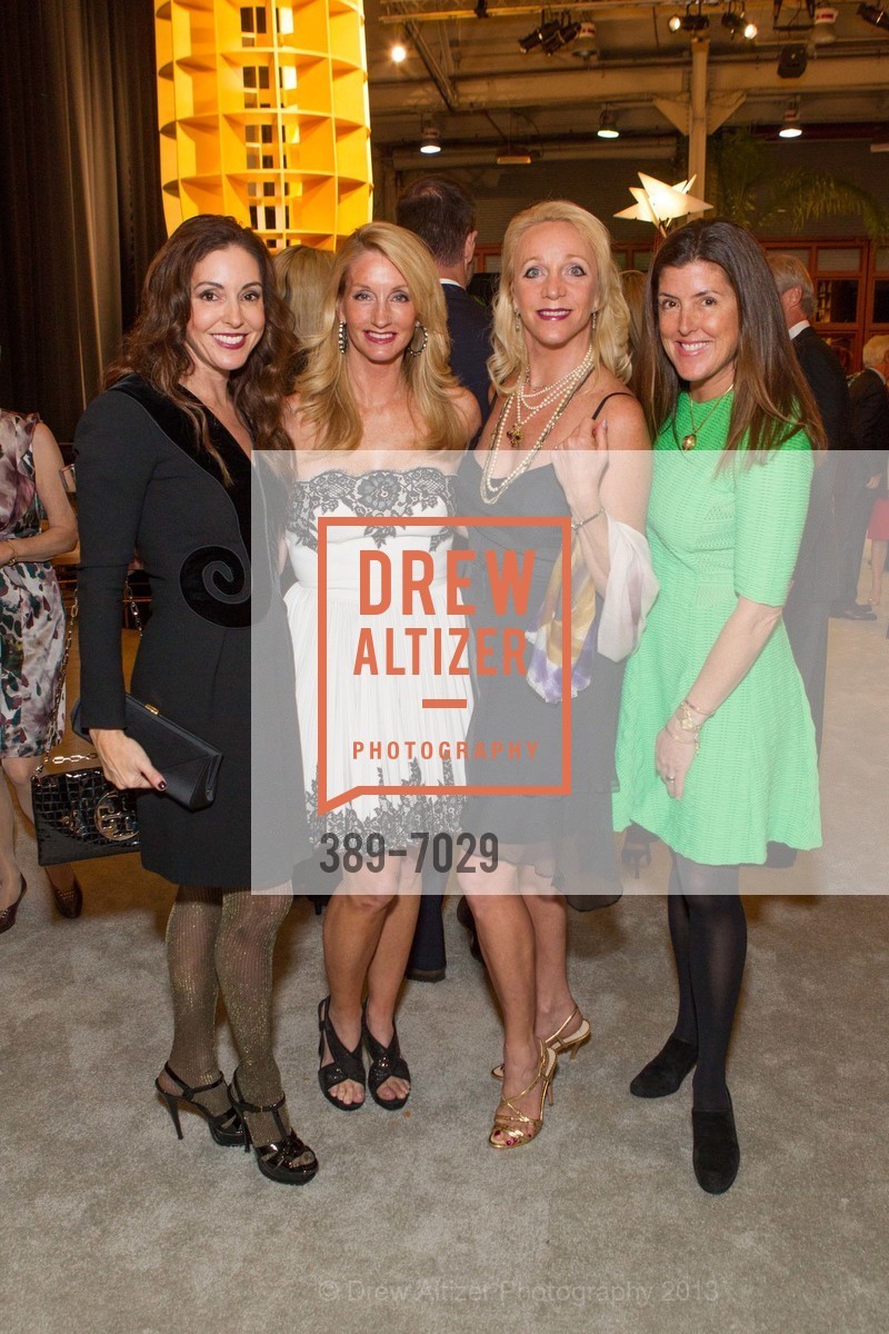 Marybeth Lamotte, Jeannie Harris, Judy Holm, Liz Larned, The San Francisco 2013 FALL ANTIQUES Show, US, October 23rd, 2013, Photo #389-7029 Marybeth Lamotte, Jeannie Harris, Judy Holm, Liz Larned, Photo #389-7029