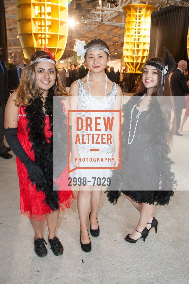 Leanne Perez, Kelly Leung, Rebecca Mora, The San Francisco 2013 FALL ANTIQUES Show, US, October 23rd, 2013, Photo #2998-7029 Leanne Perez, Kelly Leung, Rebecca Mora, Photo #2998-7029