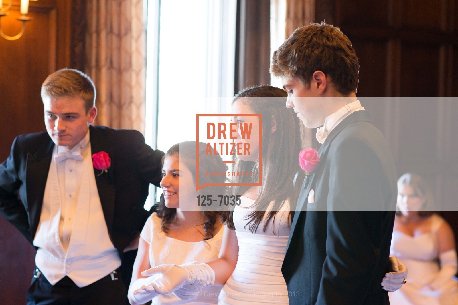 Henry Callander, Phoebe Boosalis, Cassidy Lynch, Dillon Rich, San Francisco Debutante Ball 2013, Westin St. Francis, June 15th, 2013, Photo #125-7035 Henry Callander, Phoebe Boosalis, Cassidy Lynch, Dillon Rich, Photo #125-7035