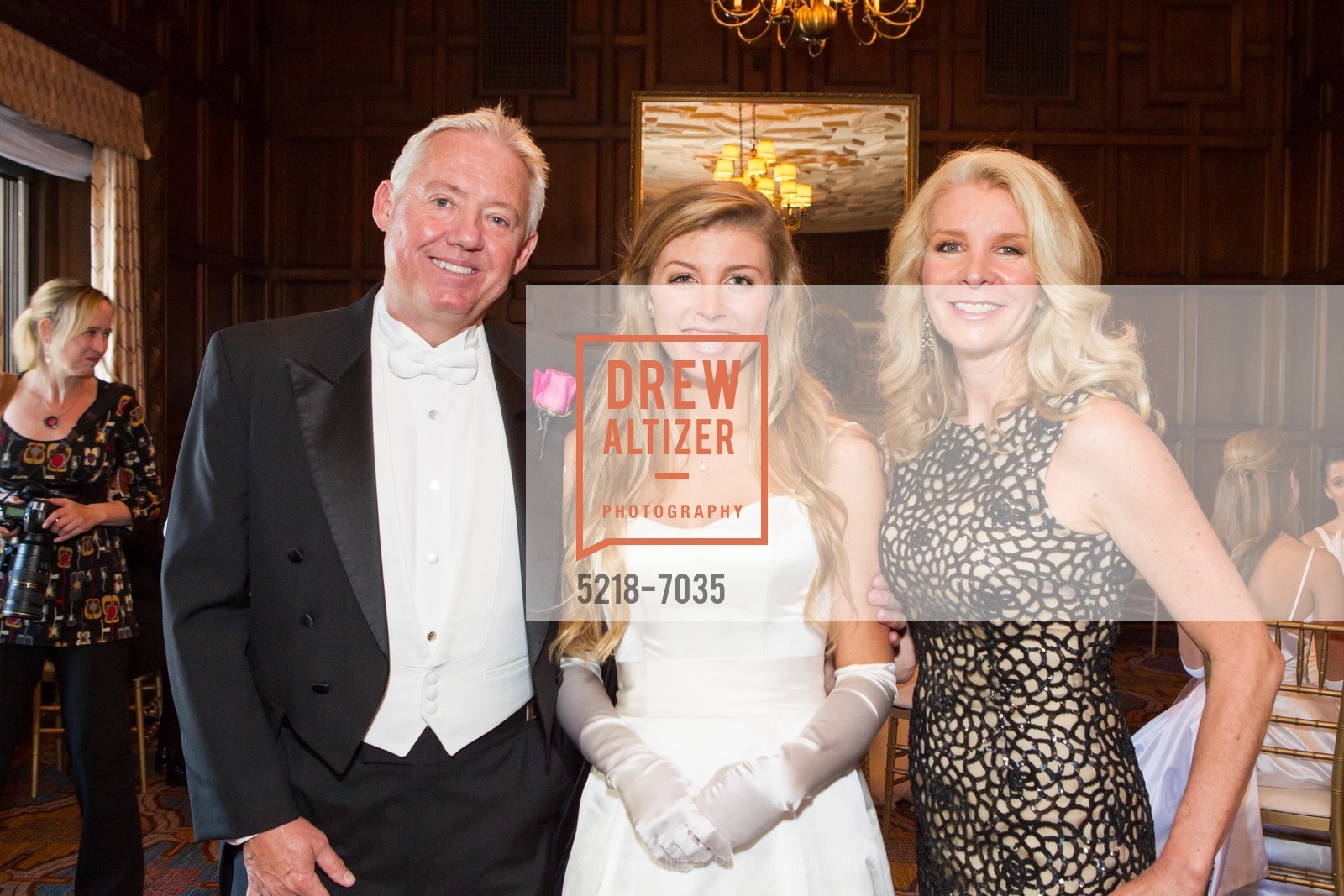 Francis Mullen, Carlyn Williams, Heather Arst, San Francisco Debutante Ball 2013, Westin St. Francis, June 15th, 2013, Photo #5218-7035 Francis Mullen, Carlyn Williams, Heather Arst, Photo #5218-7035
