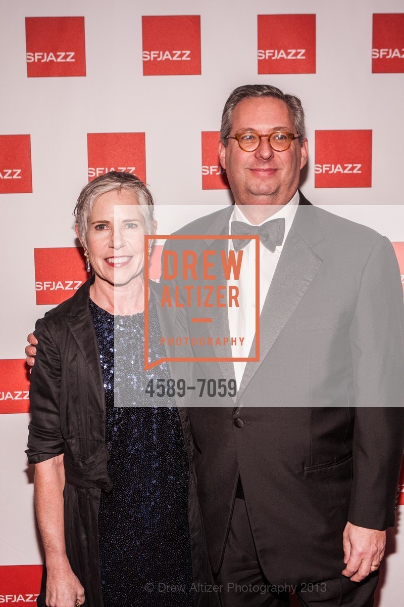 Laura Lazarus, Michael Lazarus, SF JAZZ Historic Opening Night - Red Carpet, US, January 23rd, 2013, Photo #4589-7059 Laura Lazarus, Michael Lazarus, Photo #4589-7059