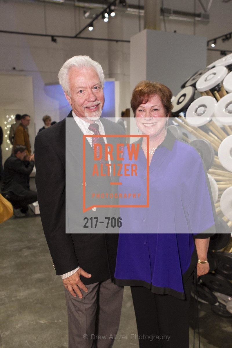 Thomas Conlin, Renee Conlin, Exhibit Opening at the MUSEUM OF CRAFT AND DESIGN - Hands Off: New Dutch Design at the Confluence of Technology & Craft, US, May 8th, 2015, Photo #217-706 Thomas Conlin, Renee Conlin, Photo #217-706