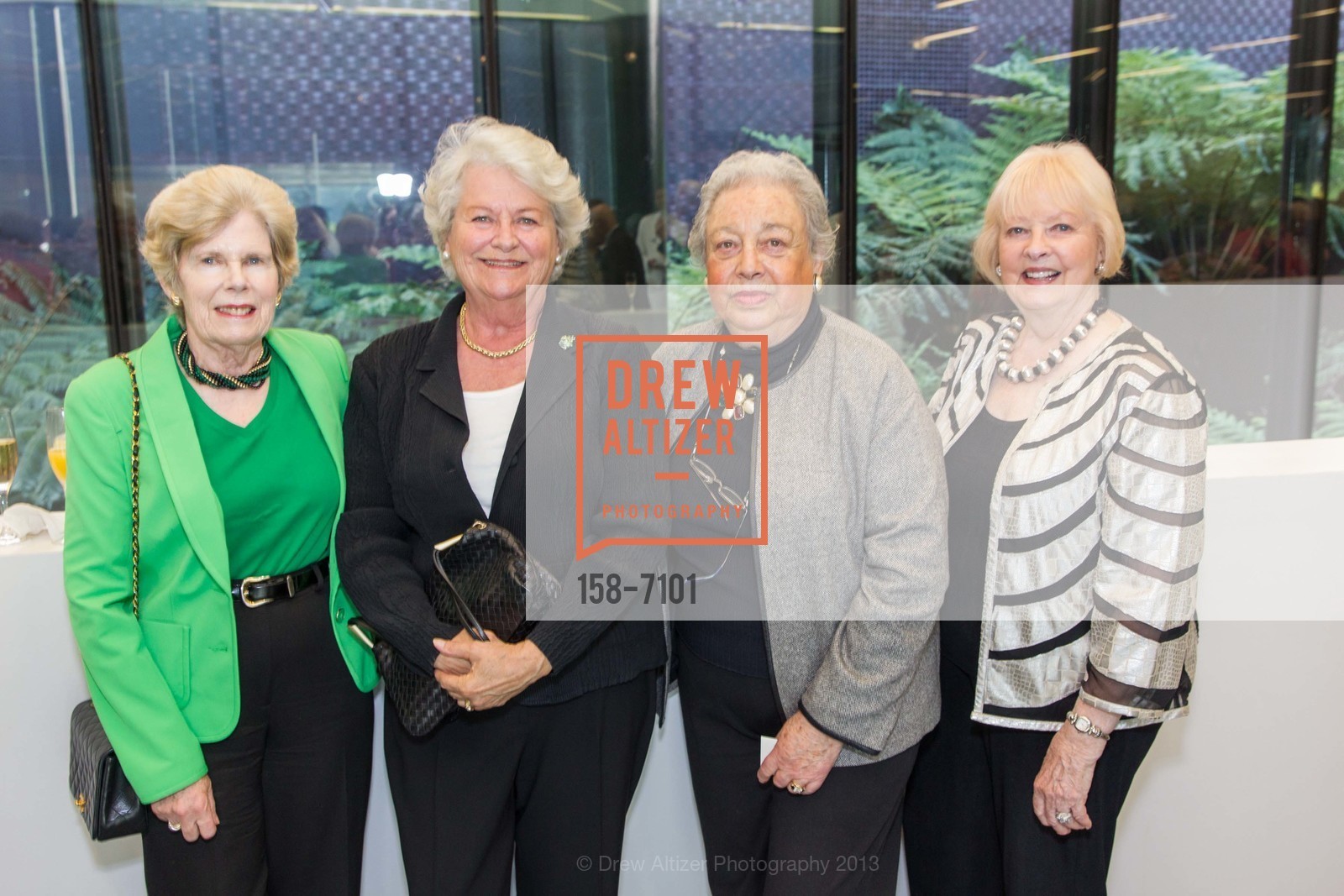 Louise Harris, Carolyn Barber, Ruth Lycette, Sharon Elsen, FAMSF's Annual Donors Luncheon, US, October 7th, 2013, Photo #158-7101 Louise Harris, Carolyn Barber, Ruth Lycette, Sharon Elsen, Photo #158-7101