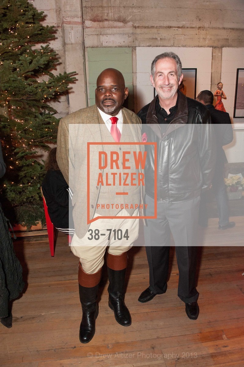 Oliver Glover, Jonathan Clyde, Ornament Ball & Auction San Francisco 2013, US, December 18th, 2013, Photo #38-7104 Oliver Glover, Jonathan Clyde, Photo #38-7104