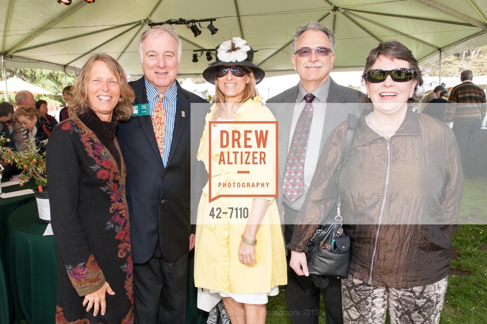 Kathy Himes, Tony Ferrell, Jani Friedman, Henry Kahn, Susan Kahn, SF BOTANICAL GARDEN SOCIETY: Garden Feast, US, May 15th, 2013, Photo #42-7110 Kathy Himes, Tony Ferrell, Jani Friedman, Henry Kahn, Susan Kahn, Photo #42-7110