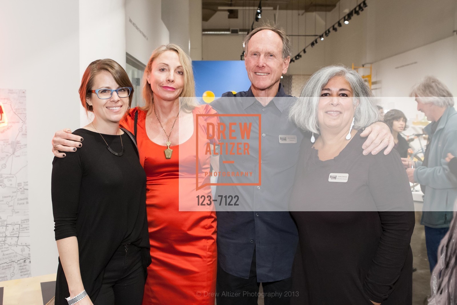 Lacey Haslam, Vallie Brown, Ken Edwards, JoAnn Edwards, NEW WEST COAST DESIGN 2 Exhibition Reception, US, October 25th, 2013, Photo #123-7122 Lacey Haslam, Vallie Brown, Ken Edwards, JoAnn Edwards, Photo #123-7122