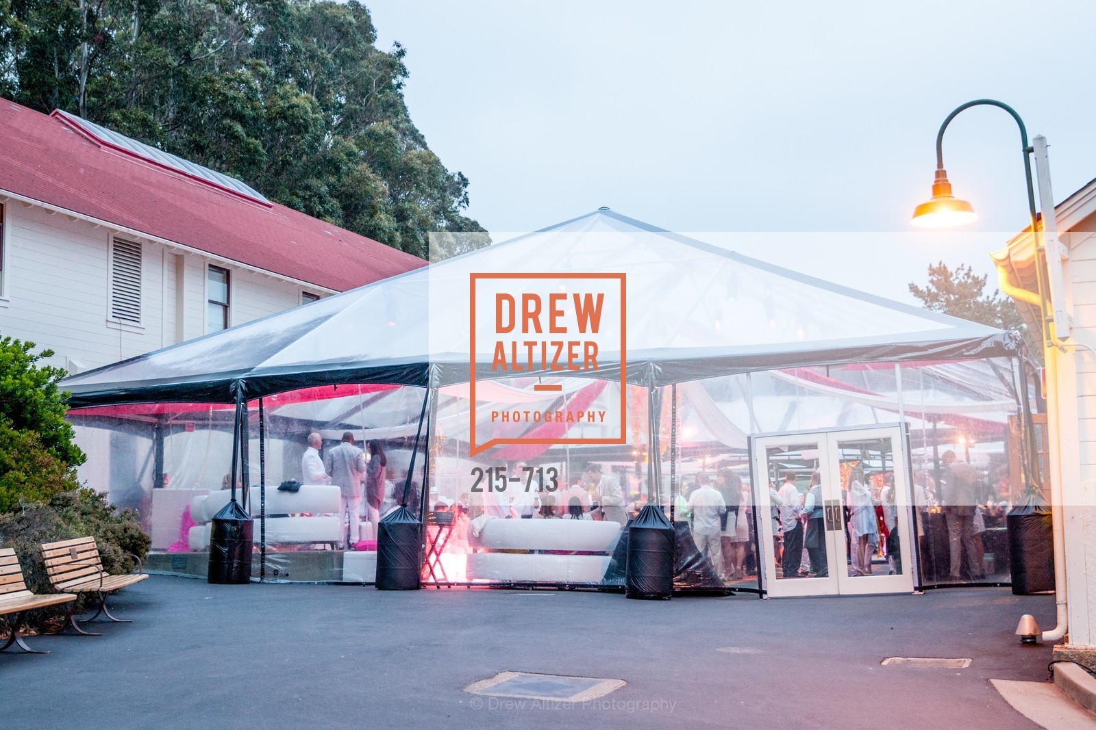 Atmosphere, THE BAY AREA DISCOVERY MUSEUM'S Playdate 2015: White to Bright, US, May 8th, 2015,Drew Altizer, Drew Altizer Photography, full-service agency, private events, San Francisco photographer, photographer california