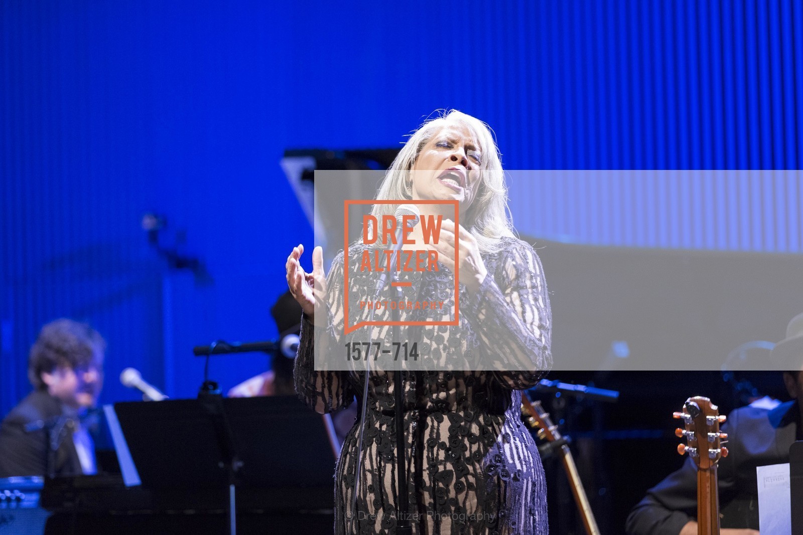 Performance By Patti Austin, SFJAZZ Gala 2015 Honors Joni Mitchell with Lifetime Achievement Award, US, May 9th, 2015,Drew Altizer, Drew Altizer Photography, full-service agency, private events, San Francisco photographer, photographer california
