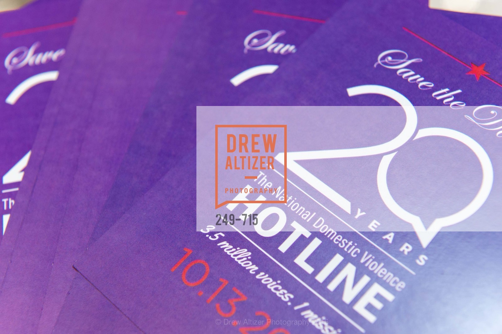 Atmosphere, The National Domestic Violence Hotline 20th Anniversary Gala Launch Party, St. John Boutique. 767 Market St, January 20th, 2016,Drew Altizer, Drew Altizer Photography, full-service agency, private events, San Francisco photographer, photographer california