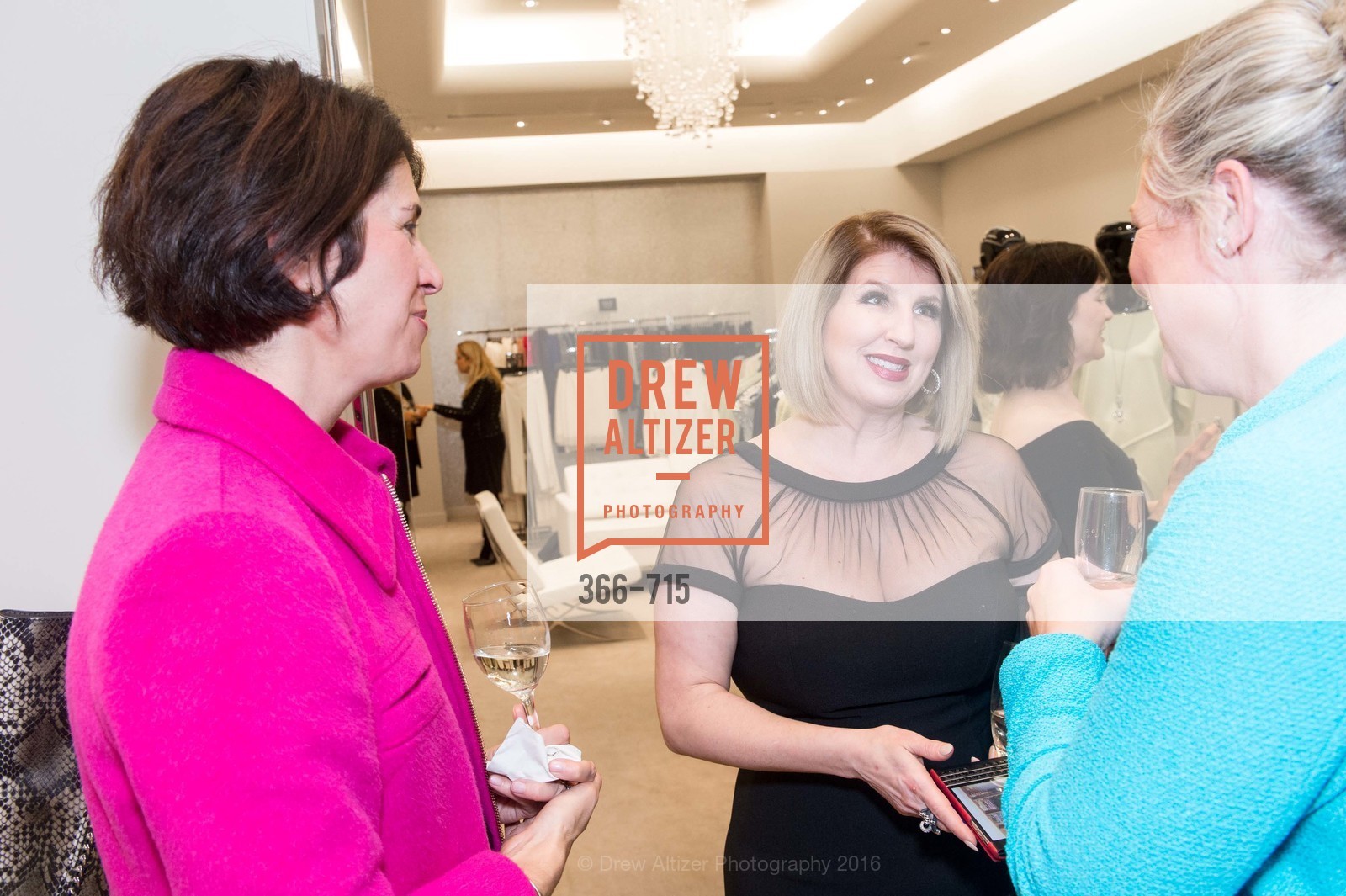 Shana Daum, Roberta Economidis, The National Domestic Violence Hotline 20th Anniversary Gala Launch Party, St. John Boutique. 767 Market St, January 20th, 2016,Drew Altizer, Drew Altizer Photography, full-service agency, private events, San Francisco photographer, photographer california