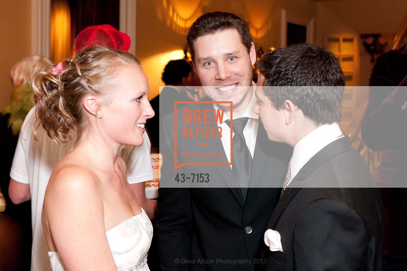 Courtney Hendrickson, Shaun Sauer, Salzman Manus Valentine Party 2012, Private Home, February 11th, 2012, Photo #43-7153 Courtney Hendrickson, Shaun Sauer, Photo #43-7153