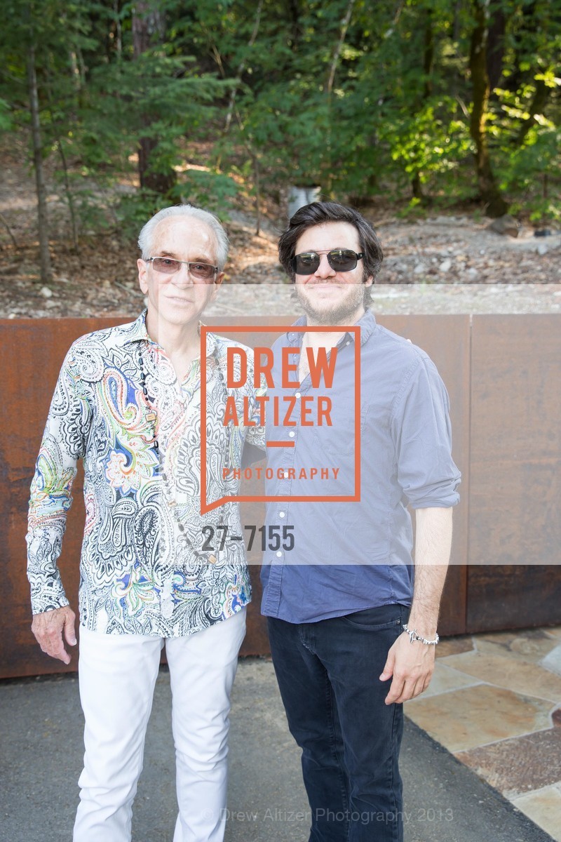 Norman Stone, Jimmy Raskin, STONESCAPE Art Party, US, July 20th, 2013, Photo #27-7155 Norman Stone, Jimmy Raskin, Photo #27-7155