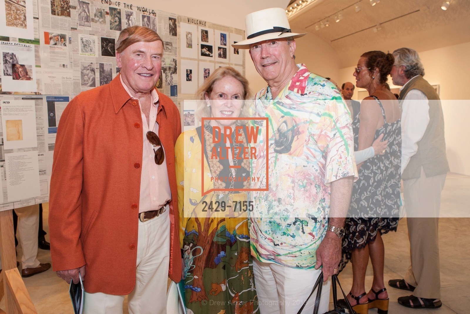 Dick Kramlich, Ann Kaiser, Robert Taylor, STONESCAPE Art Party, US, July 20th, 2013, Photo #2429-7155 Dick Kramlich, Ann Kaiser, Robert Taylor, Photo #2429-7155