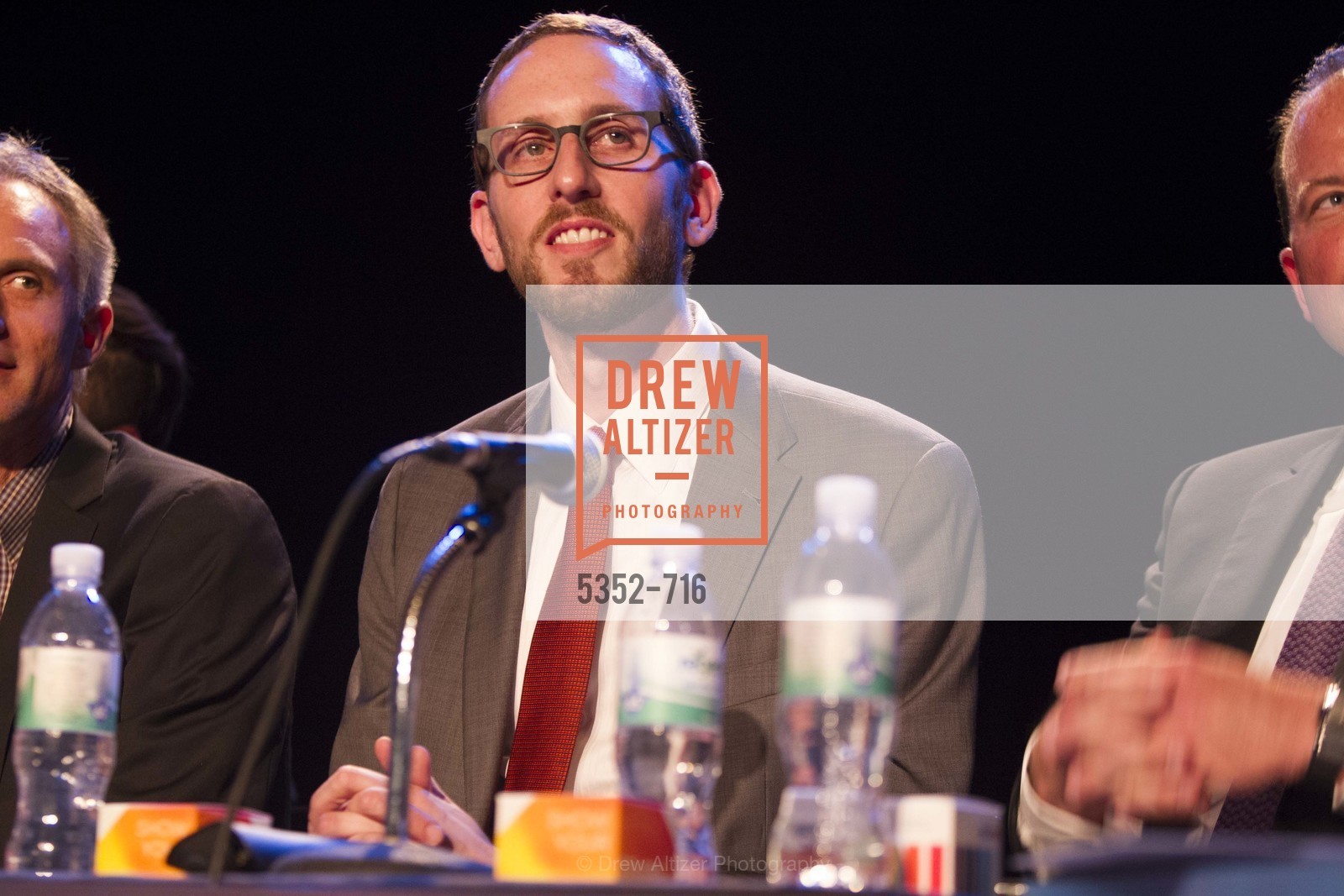 Supervisor Scott Wiener, READING PARTNERS BAY AREA Celebrity Spelling Bee, US, May 9th, 2015,Drew Altizer, Drew Altizer Photography, full-service agency, private events, San Francisco photographer, photographer california
