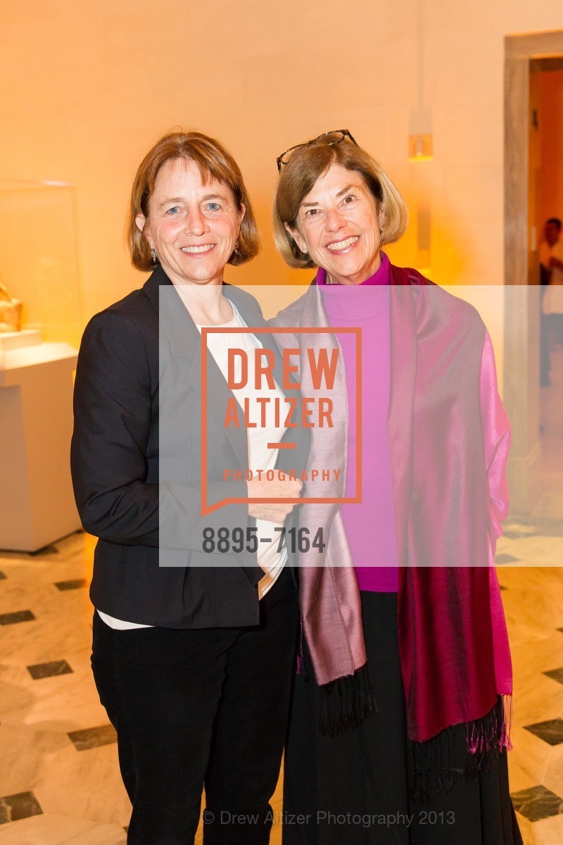 Liz Hart, Barbara Berling, Anders Zorn Exhibition Opening at the LEGION OF HONOR MUSEUM, US, November 7th, 2013, Photo #8895-7164 Liz Hart, Barbara Berling, Photo #8895-7164