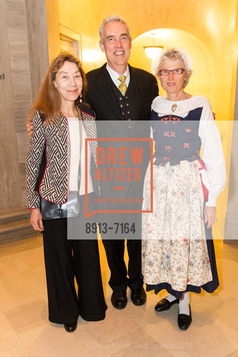 Maria Rode, Mark Johnson, Lema Sivik, Anders Zorn Exhibition Opening at the LEGION OF HONOR MUSEUM, US, November 7th, 2013, Photo #8913-7164 Maria Rode, Mark Johnson, Lema Sivik, Photo #8913-7164