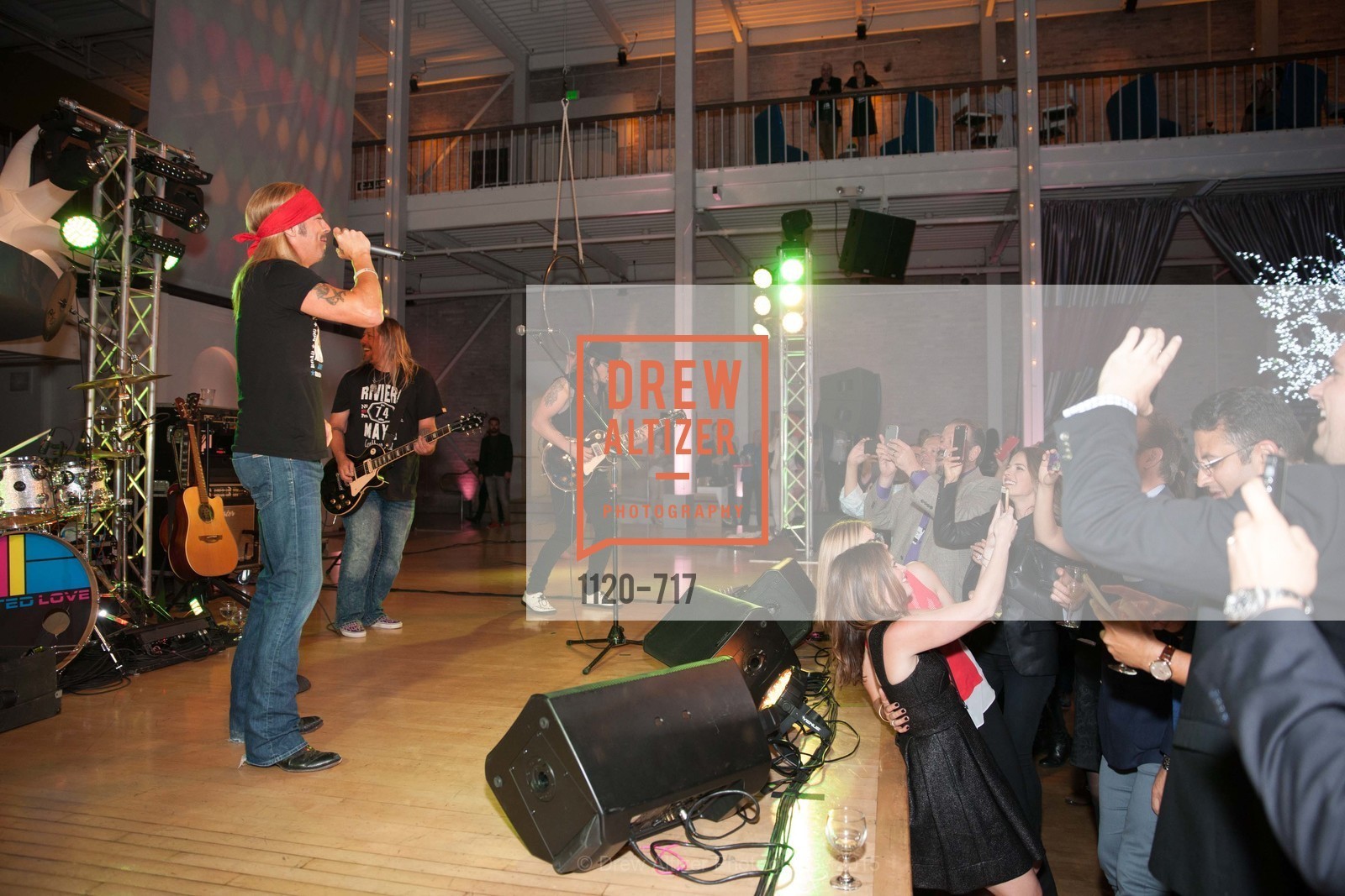 Performance By Bret Michaels, Photo #1120-717