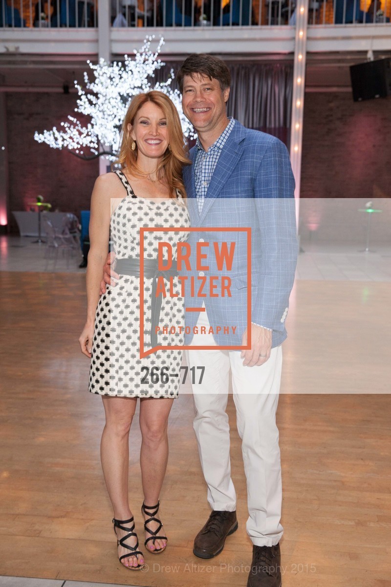 Laura Hamilton, Barry Hamilton, YPO Wine Festival, US, May 12th, 2015, Photo #266-717 Laura Hamilton, Barry Hamilton, Photo #266-717