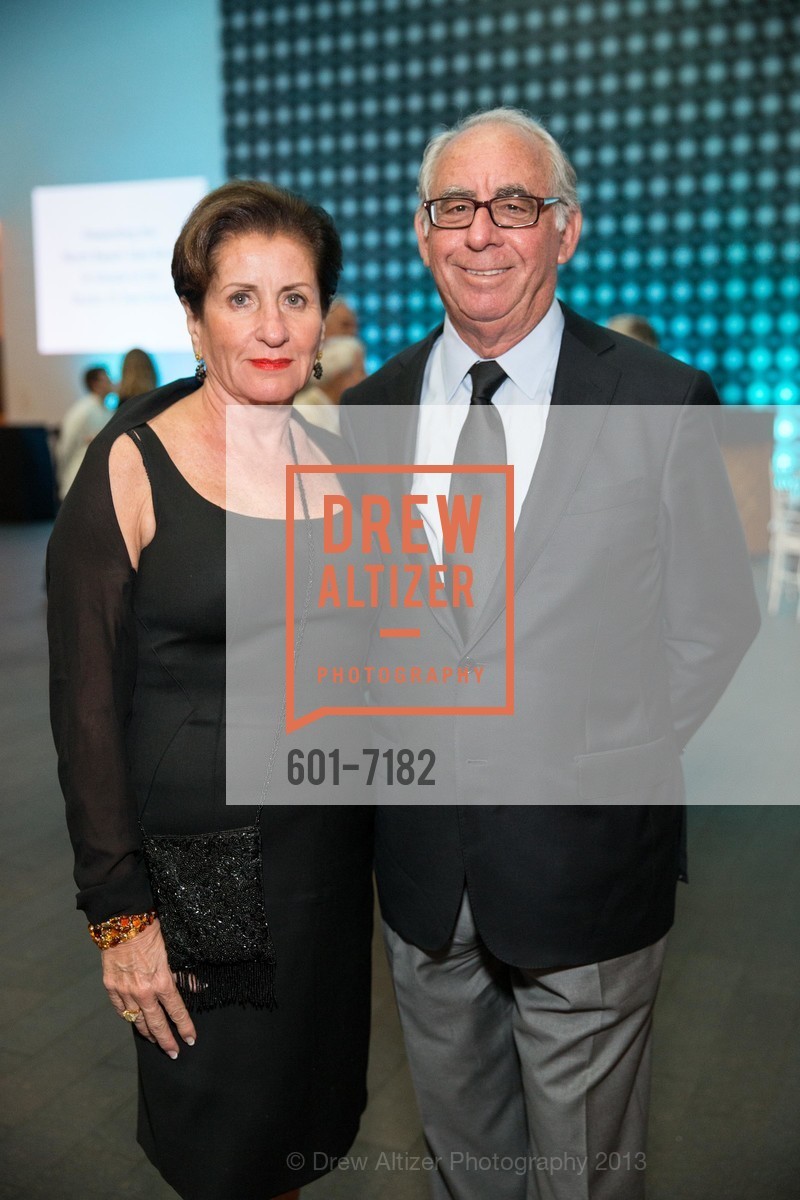 Neva Moskowitz, Marvin Moskowitz, DE YOUNG MUSEUM Presents Richard Diebenkorn: The Berkeley Years 1953-1966 Opening Reception, US, June 20th, 2013, Photo #601-7182 Neva Moskowitz, Marvin Moskowitz, Photo #601-7182