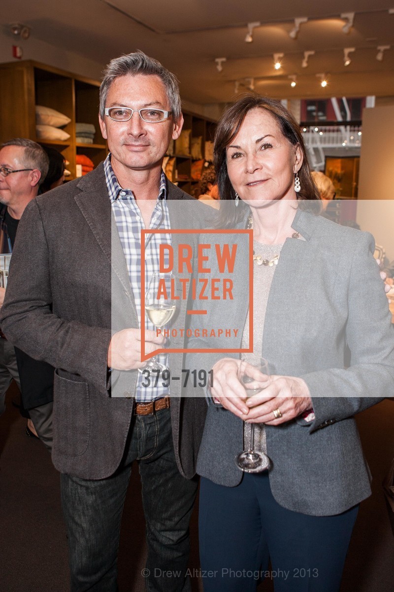 James Stancil, Elisa Stancil, Artful Decoration Interiors by FISHER WEISMAN Book Release Party, US, March 14th, 2013, Photo #379-7191 James Stancil, Elisa Stancil, Photo #379-7191