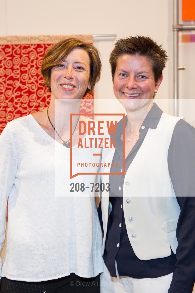 Wendy Norris, Stephanie Versin, MUSEUM OF CRAFT & DESIGN Herman Miller and Holly Lane Exhibition Reception, US, July 19th, 2013, Photo #208-7203 Wendy Norris, Stephanie Versin, Photo #208-7203