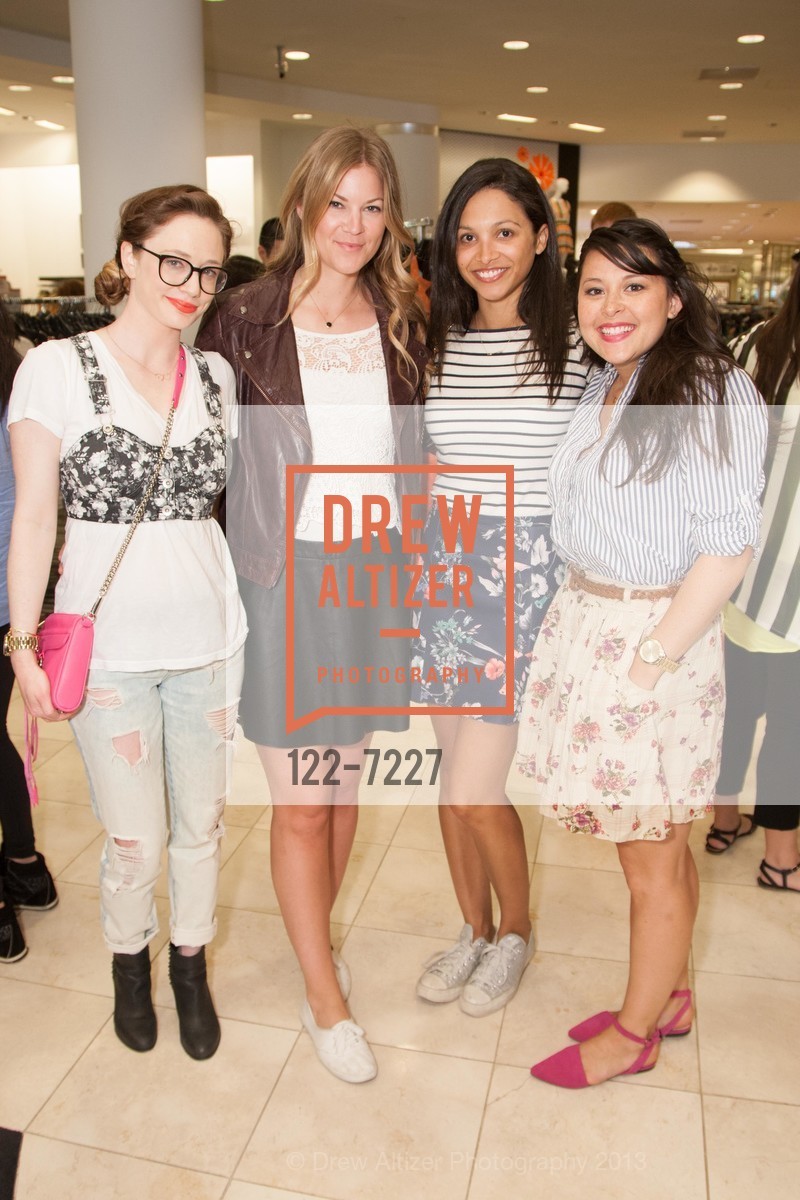 Alexandra Bigley, Whitney Powell, Brittany Hebb, Donna Hale, Macy's Hosts AIMEE SONG of Song of Style, Macy's Union Square. 170 O'Farrell Street, May 18th, 2013, Photo #122-7227 Alexandra Bigley, Whitney Powell, Brittany Hebb, Donna Hale, Photo #122-7227