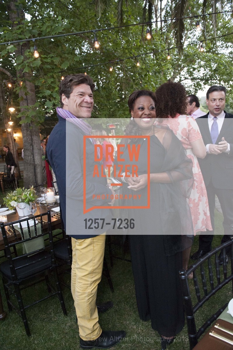 Greg Calejo, Star Jones, Photo #1257-7236