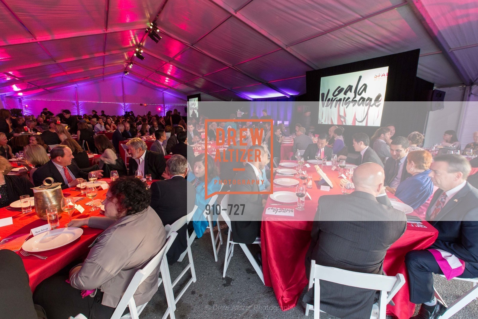 Atmosphere, SAN FRANCISCO ART INSTITUTE Gala Honoring Art Visionary and Advocate ROSELYNE CHROMAN SWIG, US, May 14th, 2015,Drew Altizer, Drew Altizer Photography, full-service agency, private events, San Francisco photographer, photographer california