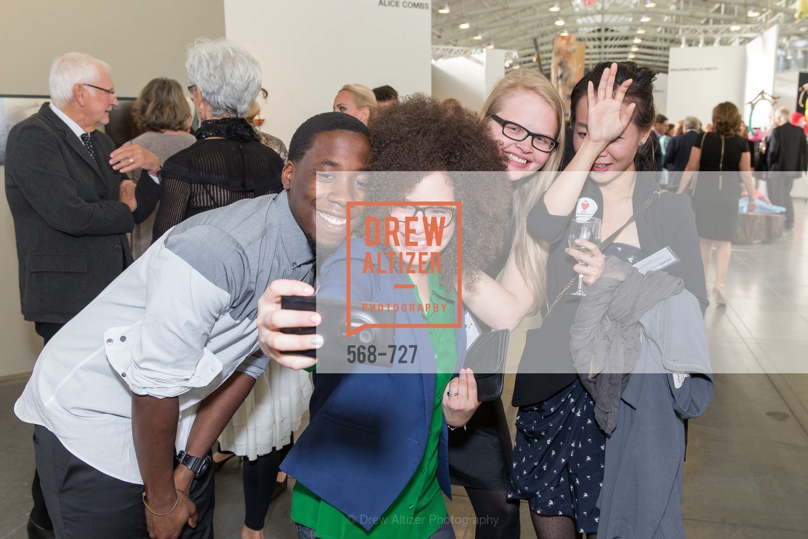 David Tim, Zoila Albarinia, Asa Akerlund, Christine Cho, SAN FRANCISCO ART INSTITUTE Gala Honoring Art Visionary and Advocate ROSELYNE CHROMAN SWIG, US, May 14th, 2015, Photo #568-727 David Tim, Zoila Albarinia, Asa Akerlund, Christine Cho, Photo #568-727