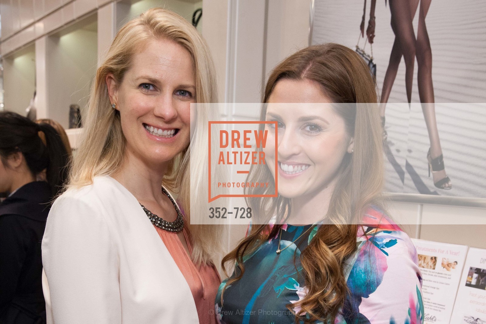 Top Picks, JIMMY CHOO Bubbles, Bites & Stiletto's to benefit AirCraft Casualty Emotional Support Services (ACCESS), May 15th, 2015, Photo,Drew Altizer, Drew Altizer Photography, full-service event agency, private events, San Francisco photographer, photographer California