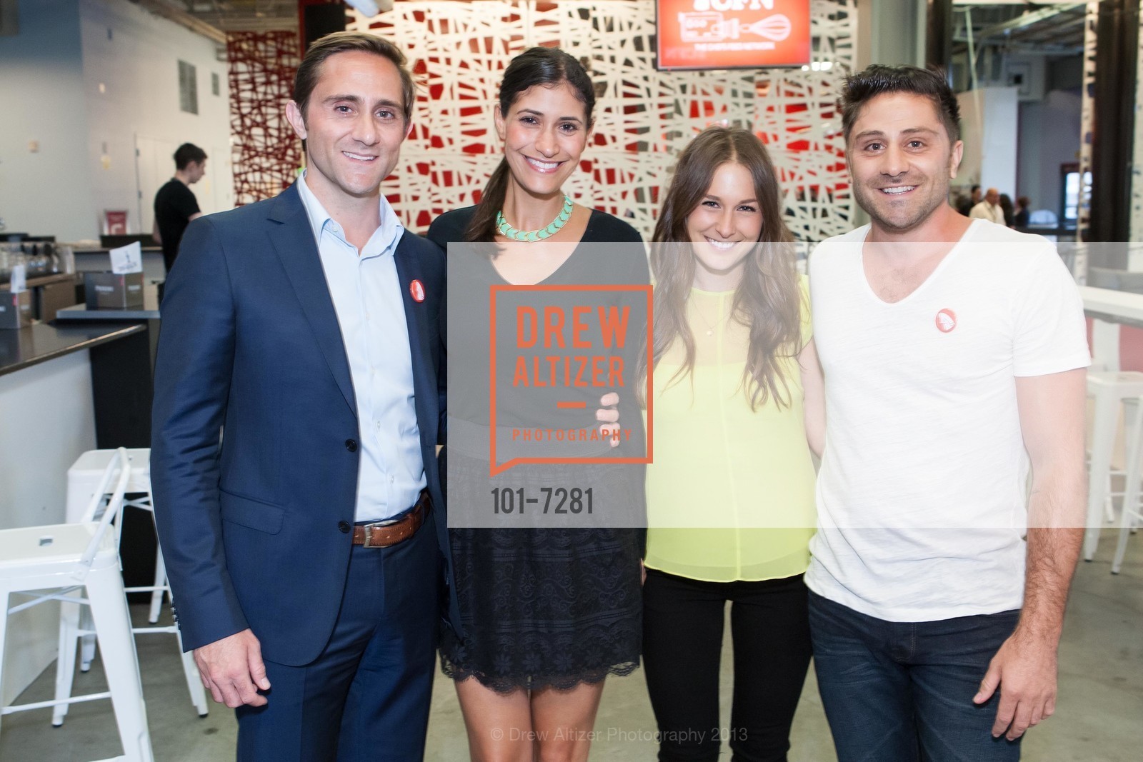 Steve Rivera, Ali Rivera, Jennifer Olsen, Jared Rivera, Photo #101-7281