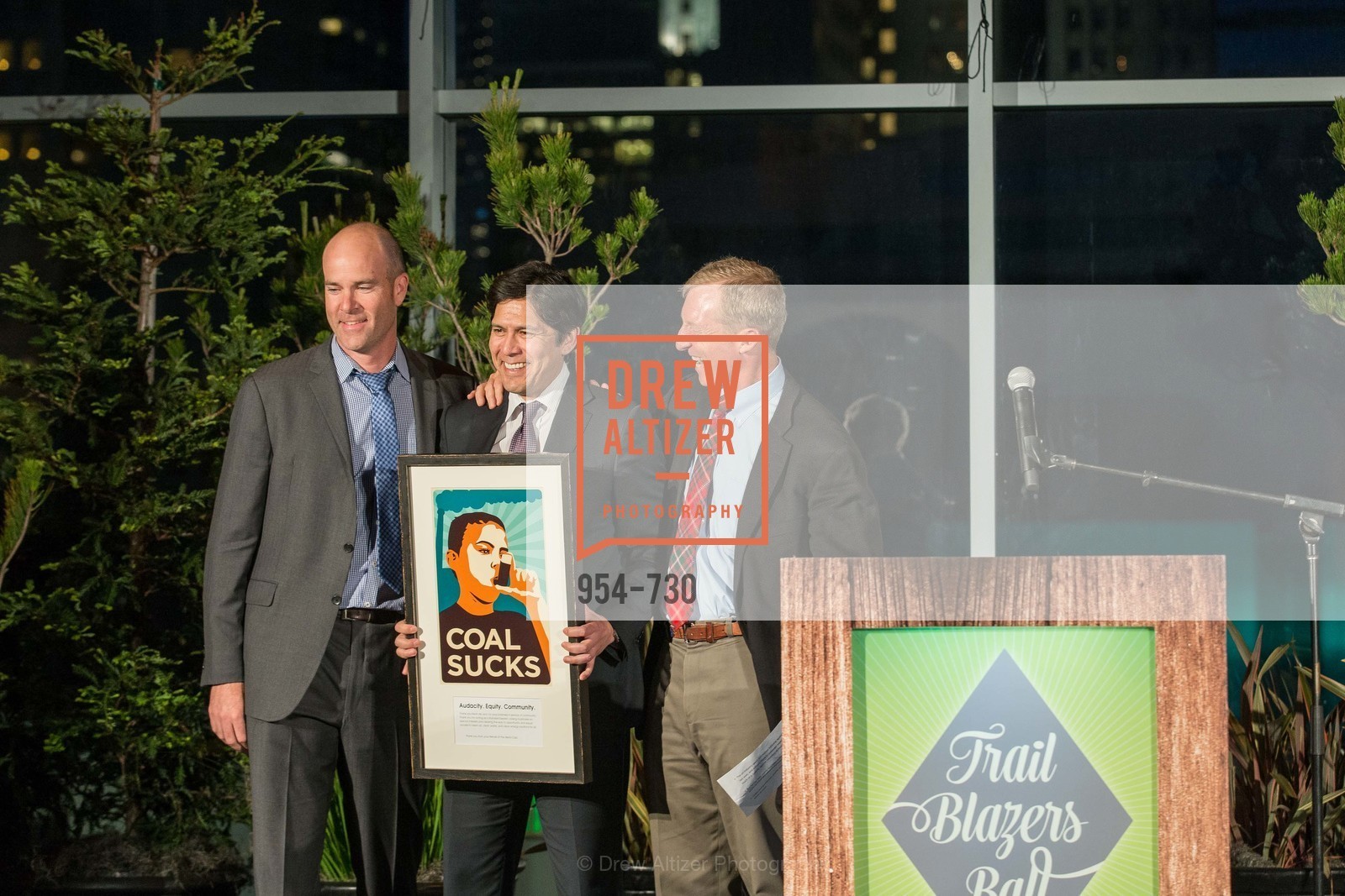 Michael Brune, State Senator Kevin DeLeon, Tom Steyer, 2015 SIERRA CLUB Trail Blazers Ball, US, May 16th, 2015,Drew Altizer, Drew Altizer Photography, full-service agency, private events, San Francisco photographer, photographer california