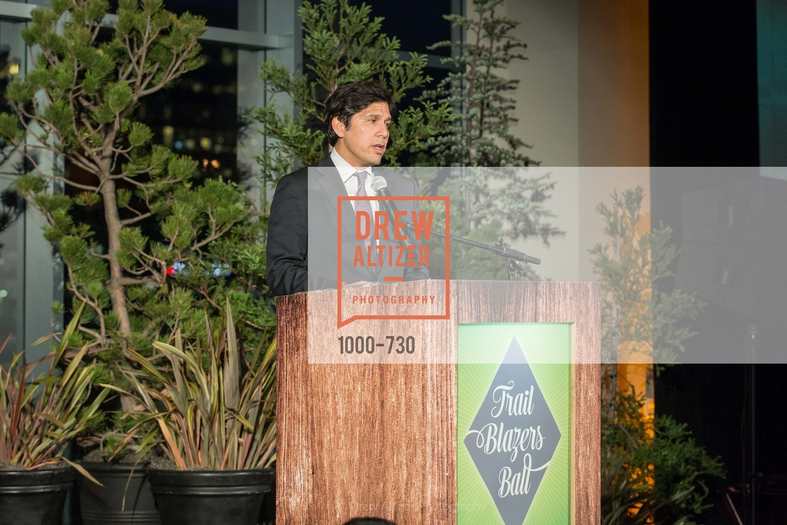 State Senator Kevin DeLeon, 2015 SIERRA CLUB Trail Blazers Ball, US, May 16th, 2015,Drew Altizer, Drew Altizer Photography, full-service agency, private events, San Francisco photographer, photographer california