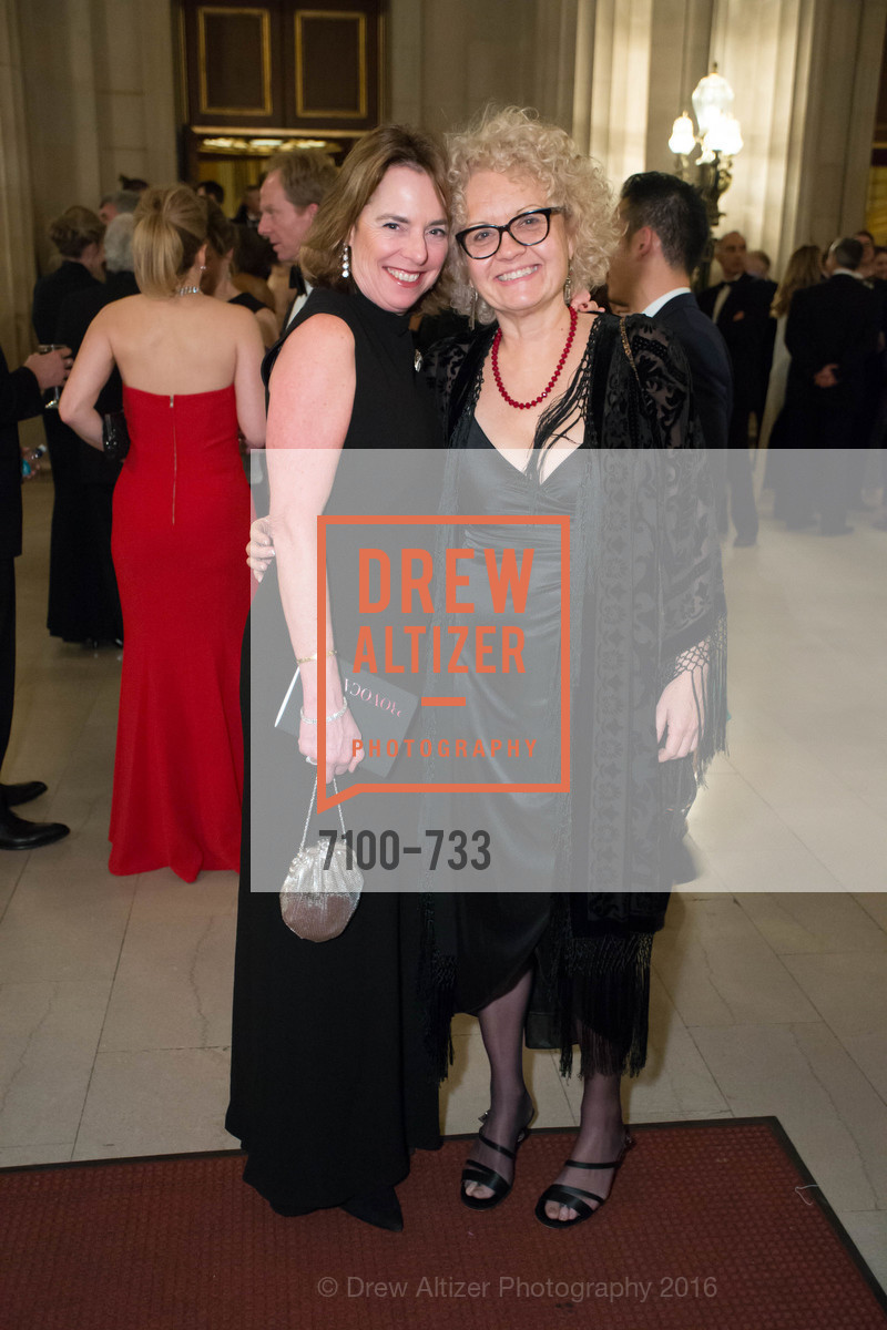 Annie Decassi, Janet Carter, San Francisco Ballet 2016 Opening Night Gala, San Francisco City Hall. 1 Dr Carlton B Goodlett Pl, January 21st, 2016, Photo #7100-733 Annie Decassi, Janet Carter, Photo #7100-733