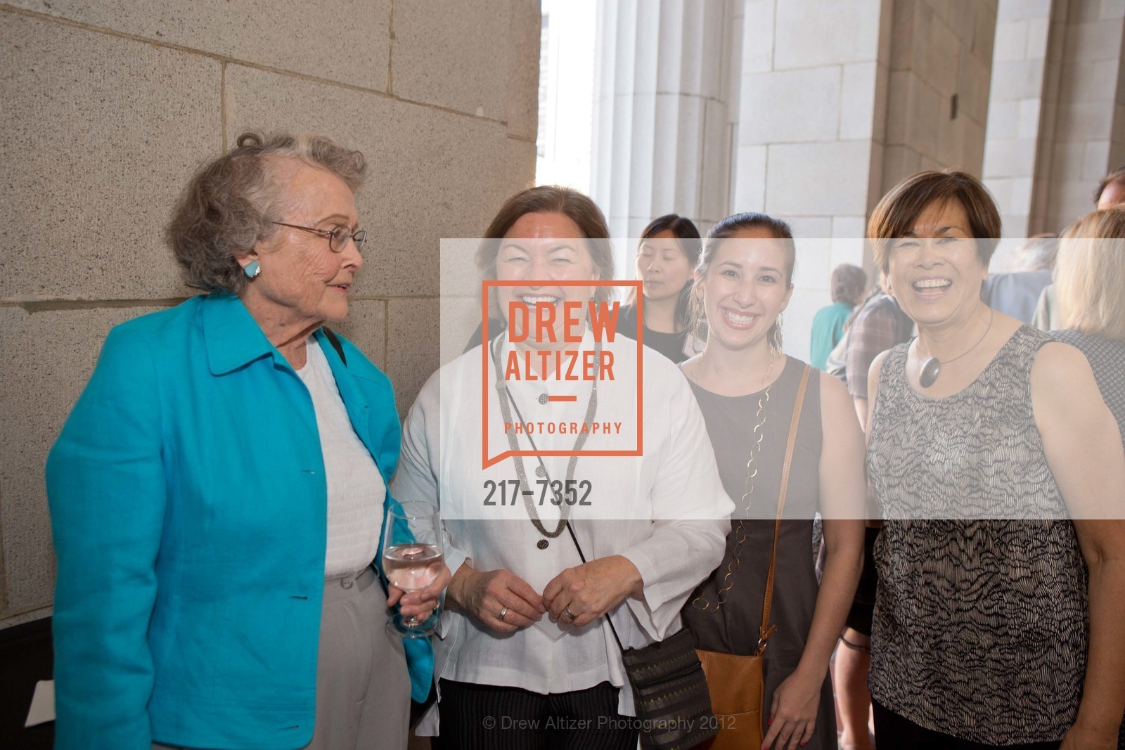 Yvonne Koshland, Paulette Meyer, Meryl Friedman, Sheryl Wong, THE SAN FRANCISCO FOUNDATION: 2012 Community Leadership Awards, San Francisco War Memorial Veterans Building, Herbst Theatre. 401 Van Ness Avenue, October 2nd, 2012, Photo #217-7352 Yvonne Koshland, Paulette Meyer, Meryl Friedman, Sheryl Wong, Photo #217-7352