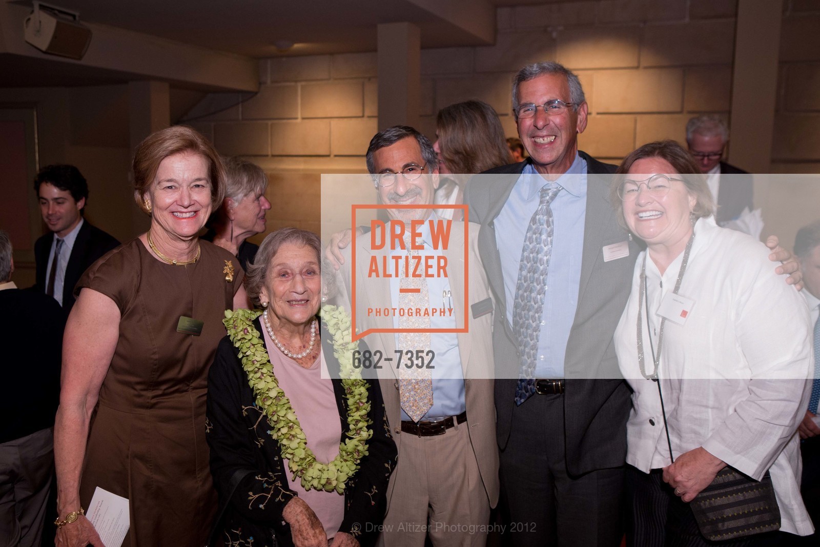 Leslie Hume, Rita Semel, David Friedman, Robert Friedman, Paulette Meyer, THE SAN FRANCISCO FOUNDATION: 2012 Community Leadership Awards, San Francisco War Memorial Veterans Building, Herbst Theatre. 401 Van Ness Avenue, October 2nd, 2012, Photo #682-7352 Leslie Hume, Rita Semel, David Friedman, Robert Friedman, Paulette Meyer, Photo #682-7352