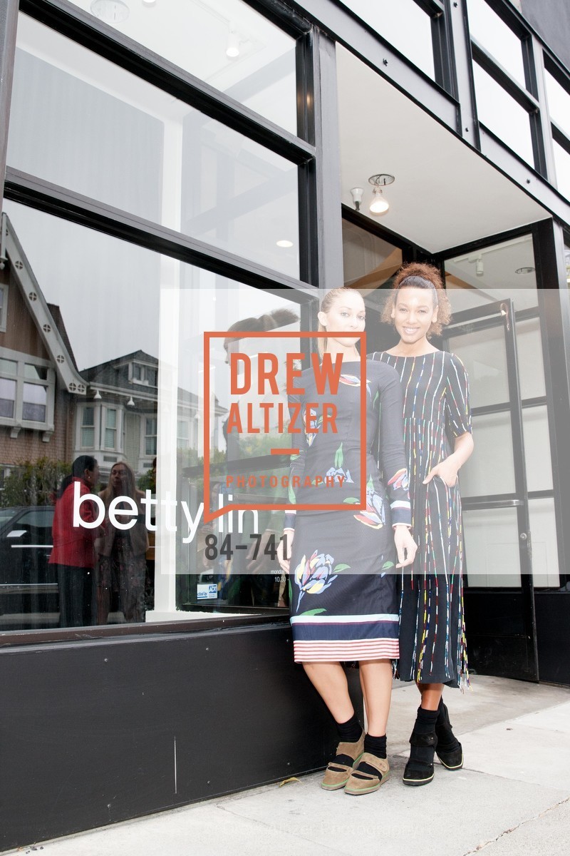 Whitney Heleker, Eirinie Carson, BETTY LIN STORE Opening, US, May 21st, 2015, Photo #84-741 Whitney Heleker, Eirinie Carson, Photo #84-741