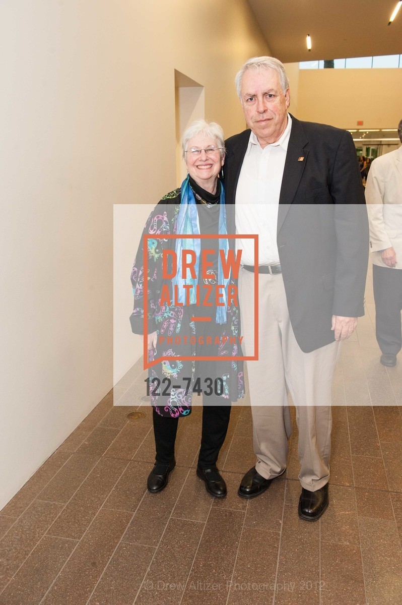 Linda Kurtz, Frank Kurtz, William S. Paley Collection: A Taste for Modernism Donor Opening Reception, de Young Museum. 50 Hagiwara Tea Garden Drive, September 13th, 2012, Photo #122-7430 Linda Kurtz, Frank Kurtz, Photo #122-7430
