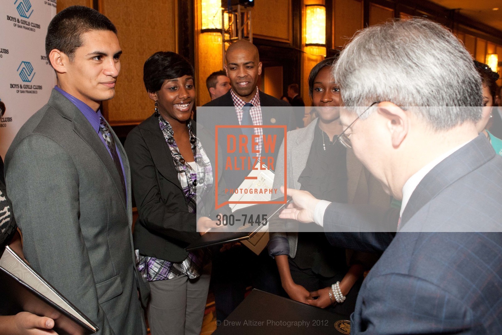 Joseph Armijo, Jacquelyn Fuller, Sasha Newman, Mayor Ed Lee, 2012 Charles Schwab Youth of the Year, US, February 7th, 2012, Photo #300-7445 Joseph Armijo, Jacquelyn Fuller, Sasha Newman, Mayor Ed Lee, Photo #300-7445