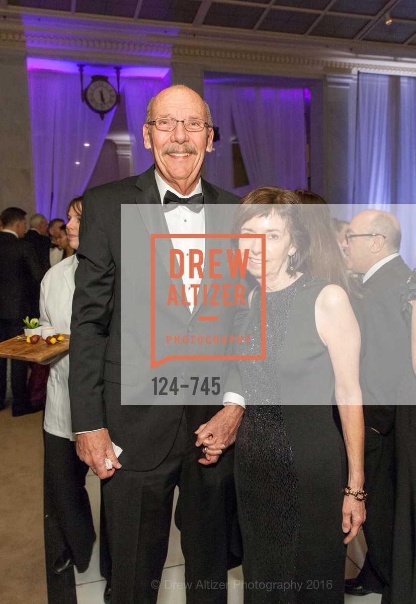 Michael Watts, Maria Hilakos Hanke, Photo #124-745
