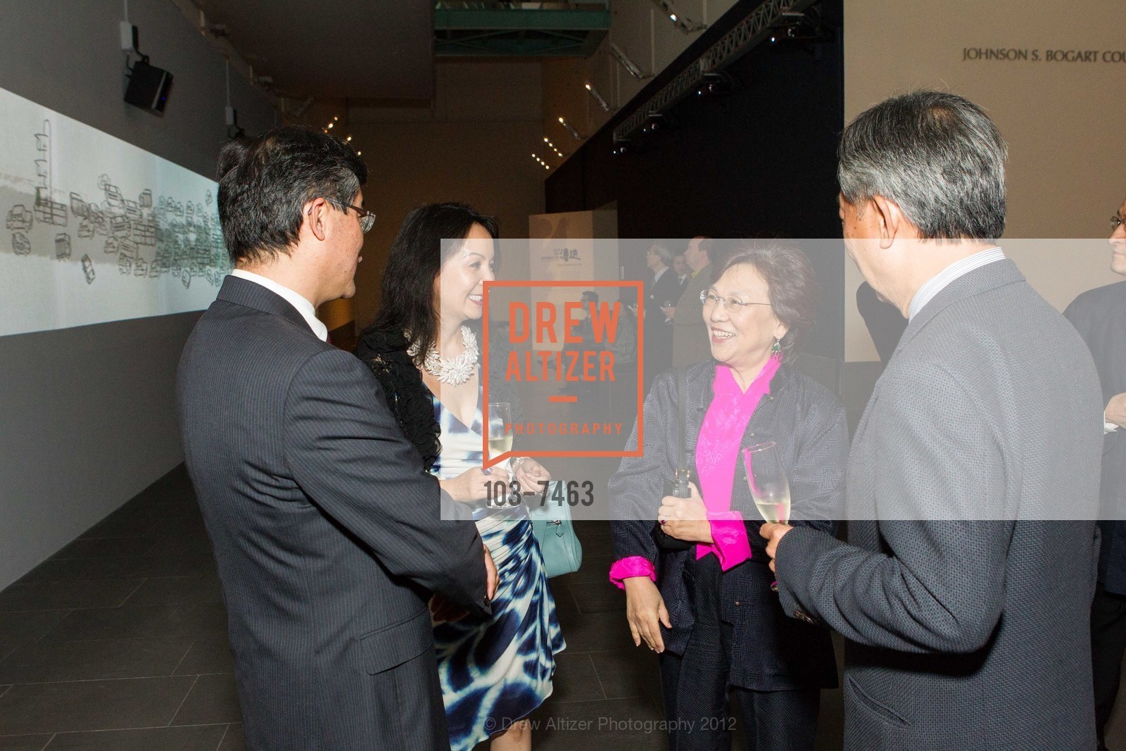 Jay Xu, Helen Cheng, Virginia Foo, Stanley Cheng, Calligraphy Dinner at ASIAN ART MUSEUM, Asian Art Museum. 200 Larkin Street, October 3rd, 2012, Photo #103-7463 Jay Xu, Helen Cheng, Virginia Foo, Stanley Cheng, Photo #103-7463
