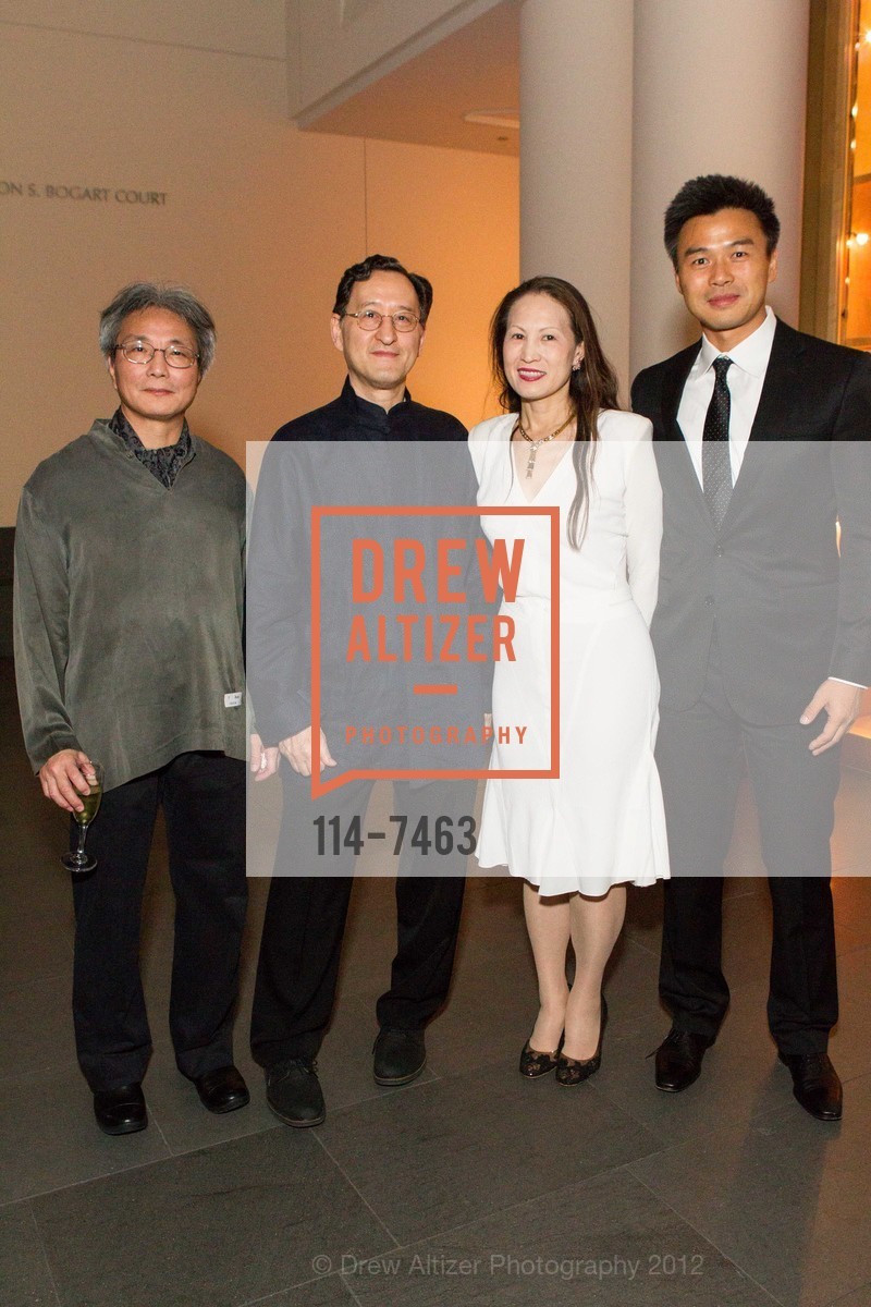 Yung Yu Lin, Arnold Chang, Carolyn Hsu, Hao Sheng, Calligraphy Dinner at ASIAN ART MUSEUM, Asian Art Museum. 200 Larkin Street, October 3rd, 2012, Photo #114-7463 Yung Yu Lin, Arnold Chang, Carolyn Hsu, Hao Sheng, Photo #114-7463