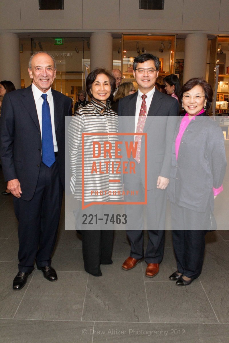 Ed Berkowitz, Jane Chang Tom, Jay Xu, Virginia Foo, Calligraphy Dinner at ASIAN ART MUSEUM, Asian Art Museum. 200 Larkin Street, October 3rd, 2012, Photo #221-7463 Ed Berkowitz, Jane Chang Tom, Jay Xu, Virginia Foo, Photo #221-7463