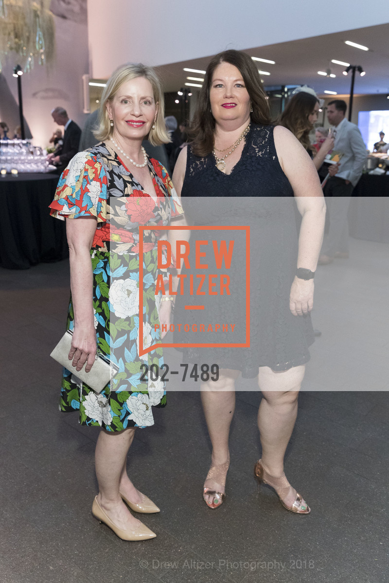 Allison Huegel, Catherine Bergstrom, Bouquets to Art Gala 2018, de Young Museum. 50 Hagiwara Tea Garden Drive, San Francisco, CA 94118, March 12th, 2018, Photo #202-7489 Allison Huegel, Catherine Bergstrom, Photo #202-7489