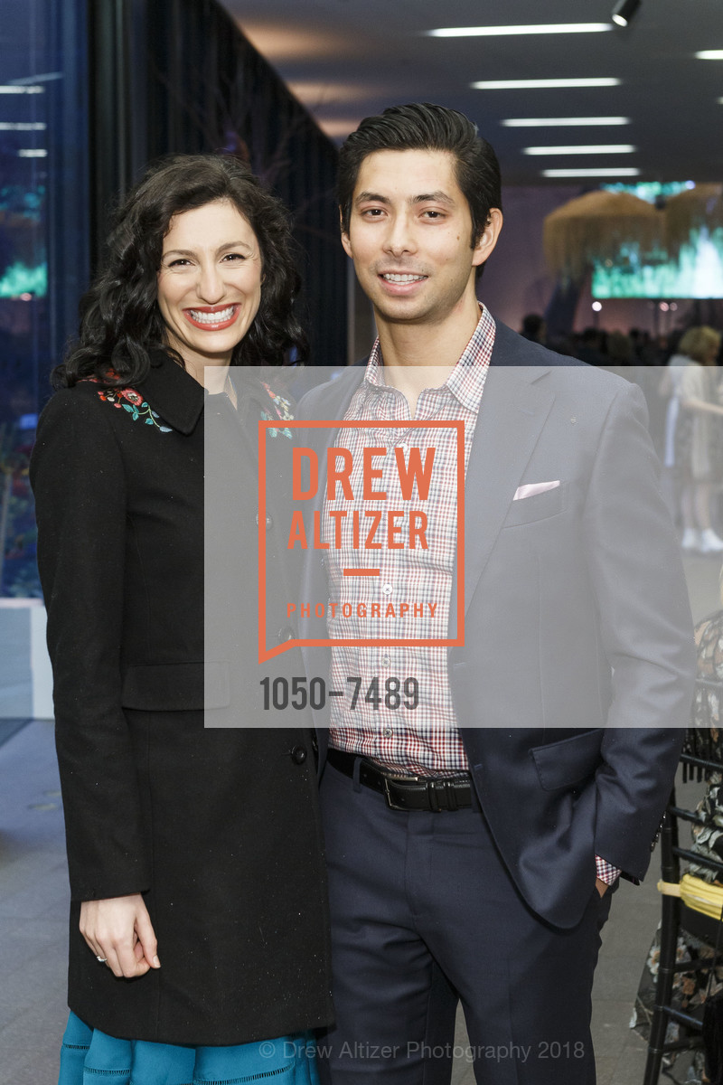 Julie Moldafsky, Brian Dorsey, Bouquets to Art Gala 2018, de Young Museum. 50 Hagiwara Tea Garden Drive, San Francisco, CA 94118, March 12th, 2018, Photo #1050-7489 Julie Moldafsky, Brian Dorsey, Photo #1050-7489