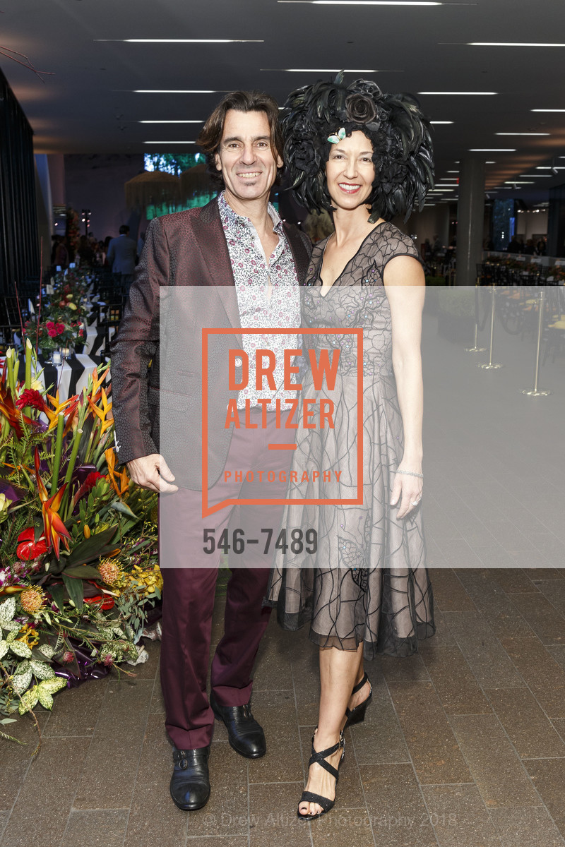 Michael Politis, Marilynne Morshead, Bouquets to Art Gala 2018, de Young Museum. 50 Hagiwara Tea Garden Drive, San Francisco, CA 94118, March 12th, 2018, Photo #546-7489 Michael Politis, Marilynne Morshead, Photo #546-7489